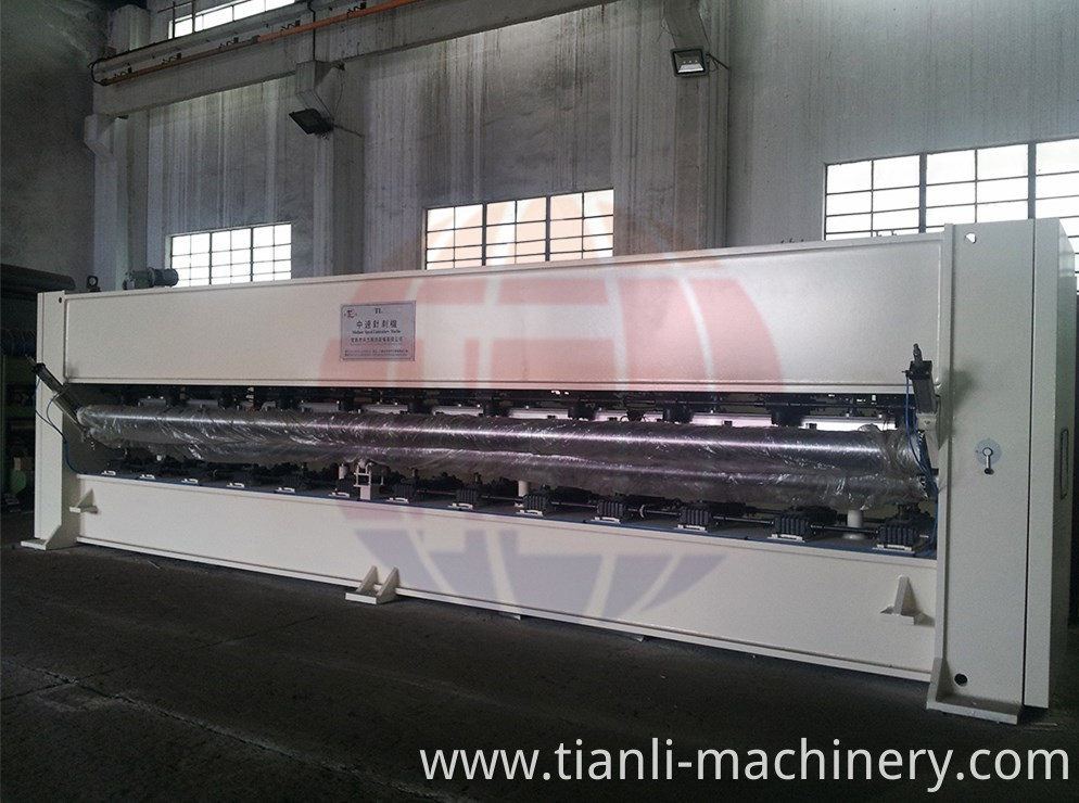 TLZ Electrical nonwoven polyester middle speed needle punched machine